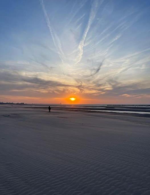 Studio Avec Jardin Rosendael Proche Plage Dunkirk Exterior foto